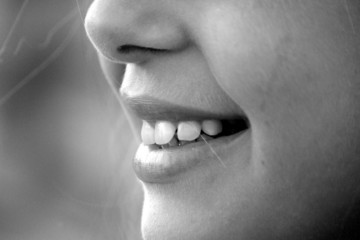 black-and-white-close-up-nose-65665.jpg
